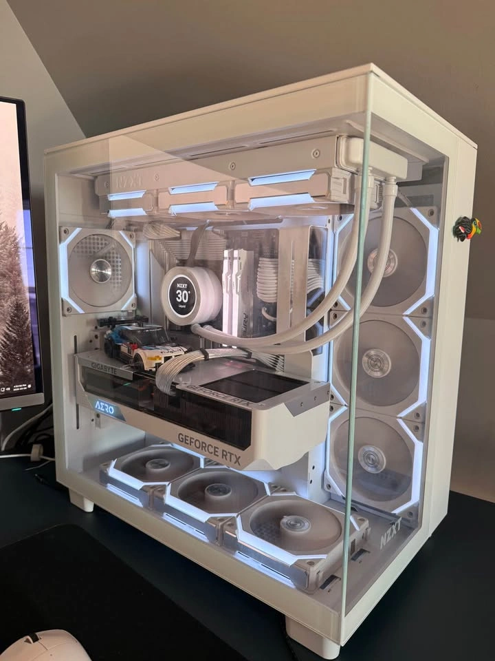 Custom All White Gaming PC - 4090, 12900k - photo 2