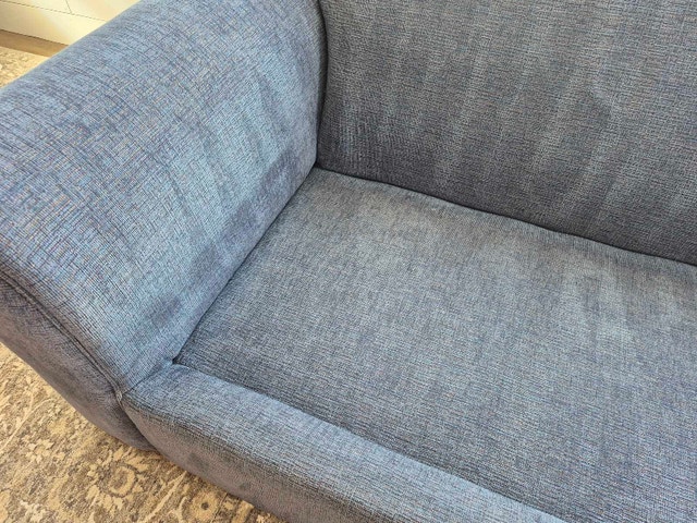 Delivery Available 3 seater Sofa Couch - photo 4