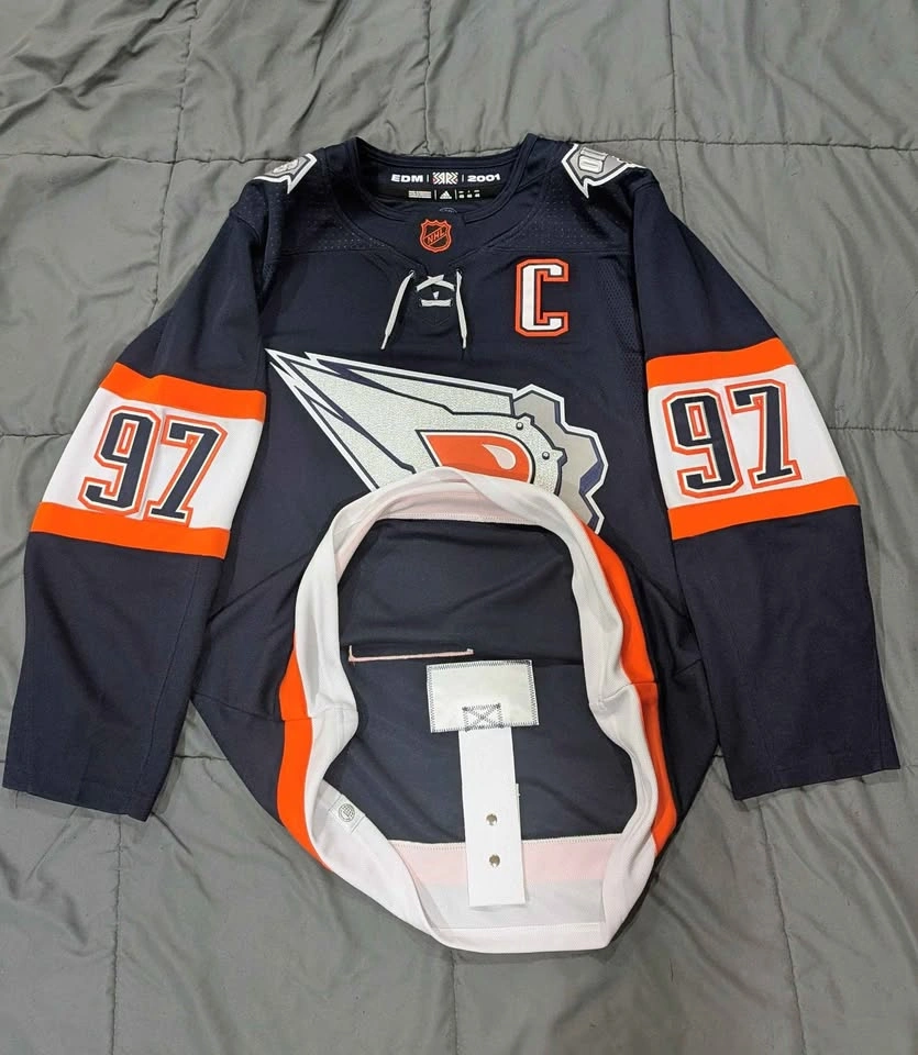 Connor McDavid Reverse Retro Jersey NWT 46 - photo 3