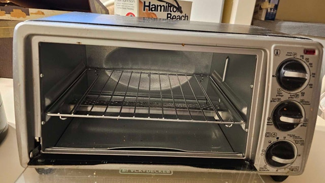 Black + Decker Toaster Oven