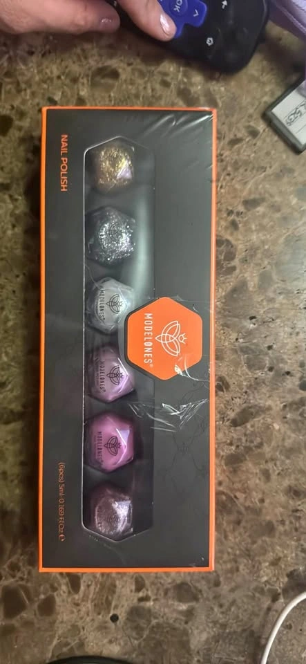 Nail polish set - 3 boxes left