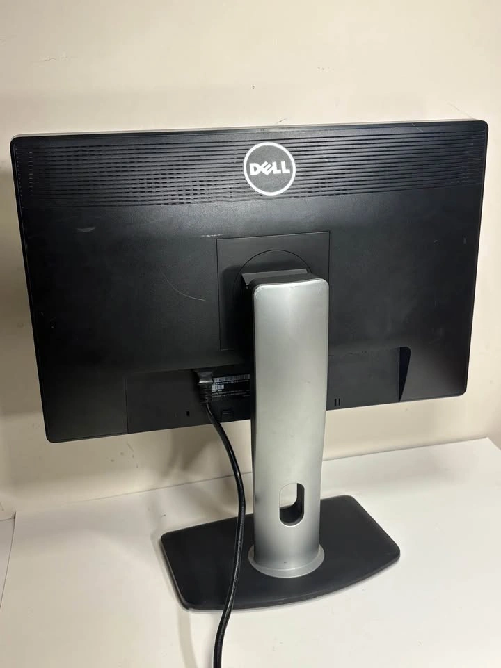 Dell 22” Monitor P2213f Adjustable Stand DP VGA - photo 2