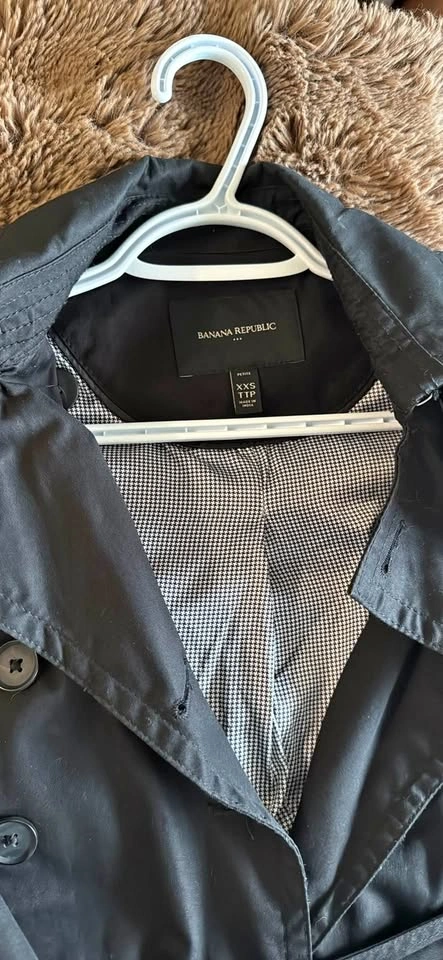 Banana Republic Trench Coat - XXS