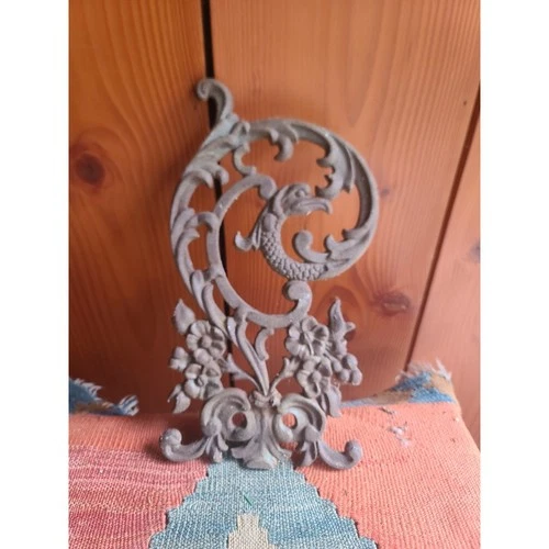 Heavy Cast Iron Panel Garden Decor, Bird Of Paradise Haunted Man - photo 2