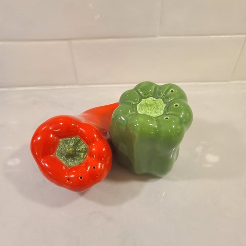 Vintage Mexican Ceramic Chili Pepper Salt & Pepper Shakers - photo 3