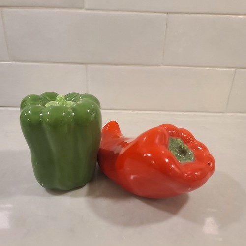 Vintage Mexican Ceramic Chili Pepper Salt & Pepper Shakers - photo 4