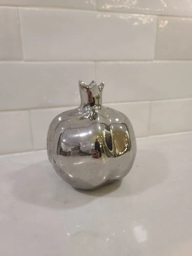 Pomegrante Vase - Three Hands Corp Metallic Silver Finish Cerami - photo 2