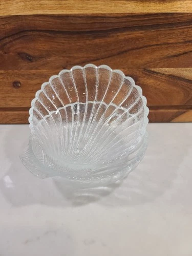 2 Vintage Sea Shell Satin Glass Candy Dish Nut Bowl - photo 3