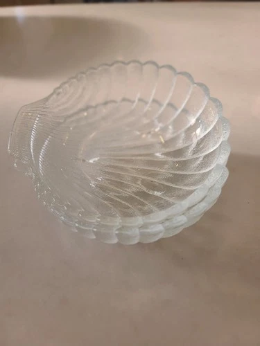 2 Vintage Sea Shell Satin Glass Candy Dish Nut Bowl - photo 5