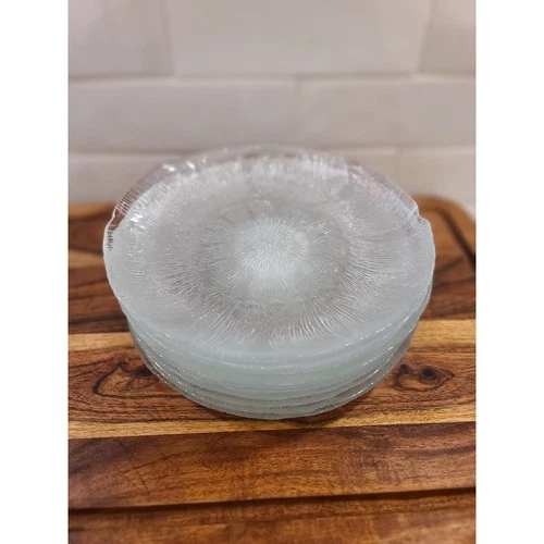 12 Arcoroc France Fleur Glass Salad Plates - 7.5" - photo 3
