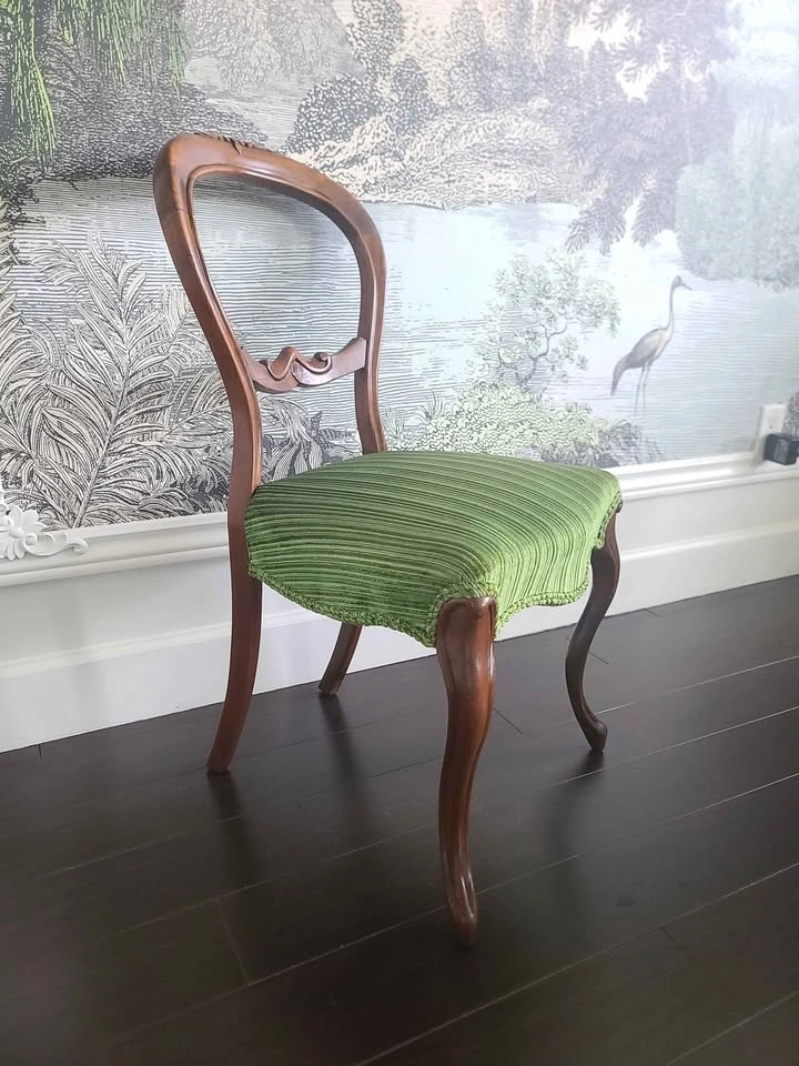 Antique Victorian Balloon-Back Side Chair - photo 4