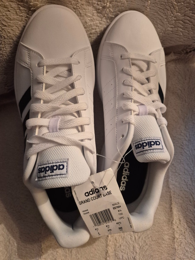Adidas Grand Court Base Tennis Sneakers size 9 Men's - BRAND NEW