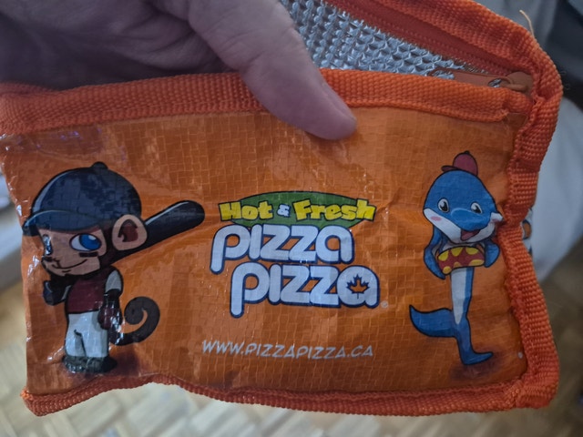 BRAND NEW Pizza Pizza Insulated Lunch Bag - Retro! - photo 4