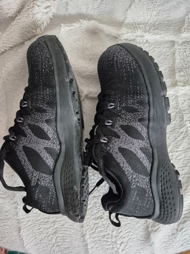 Shoes for Crews Unisex Slip& Oil Resistant Sneakers, size 6.5 - photo 3