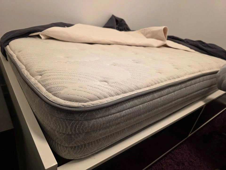 Mattress Twin Bed 8 inch thick Sealy - photo 3