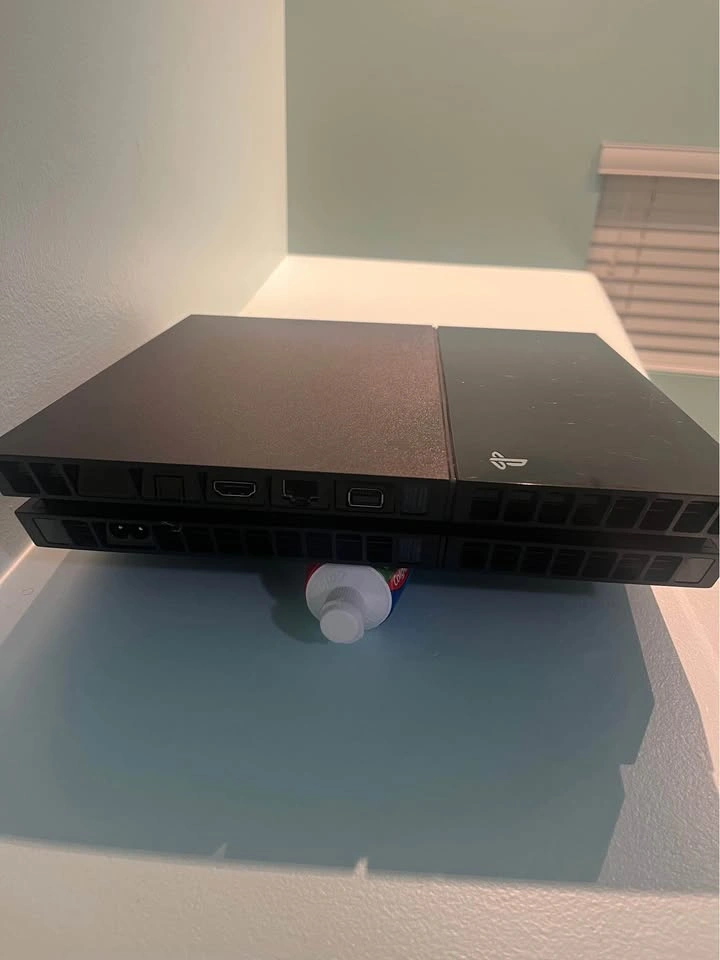 PS4 500GB – Works Perfect – Tested – $120 - photo 3