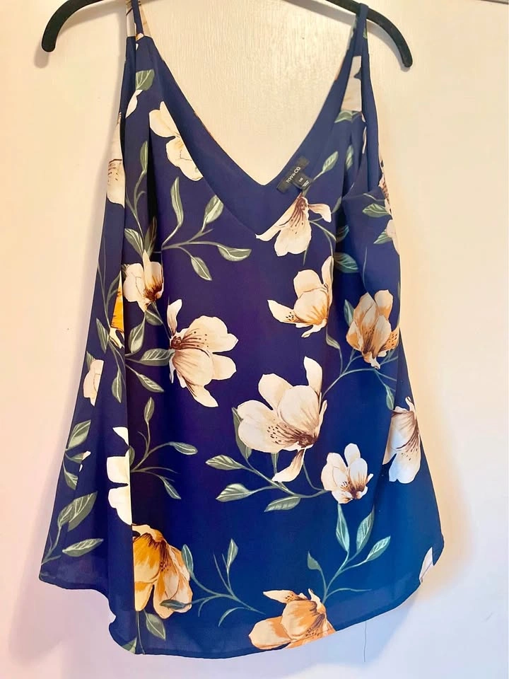 RW&CO. Floral Tank Top - Size Large
