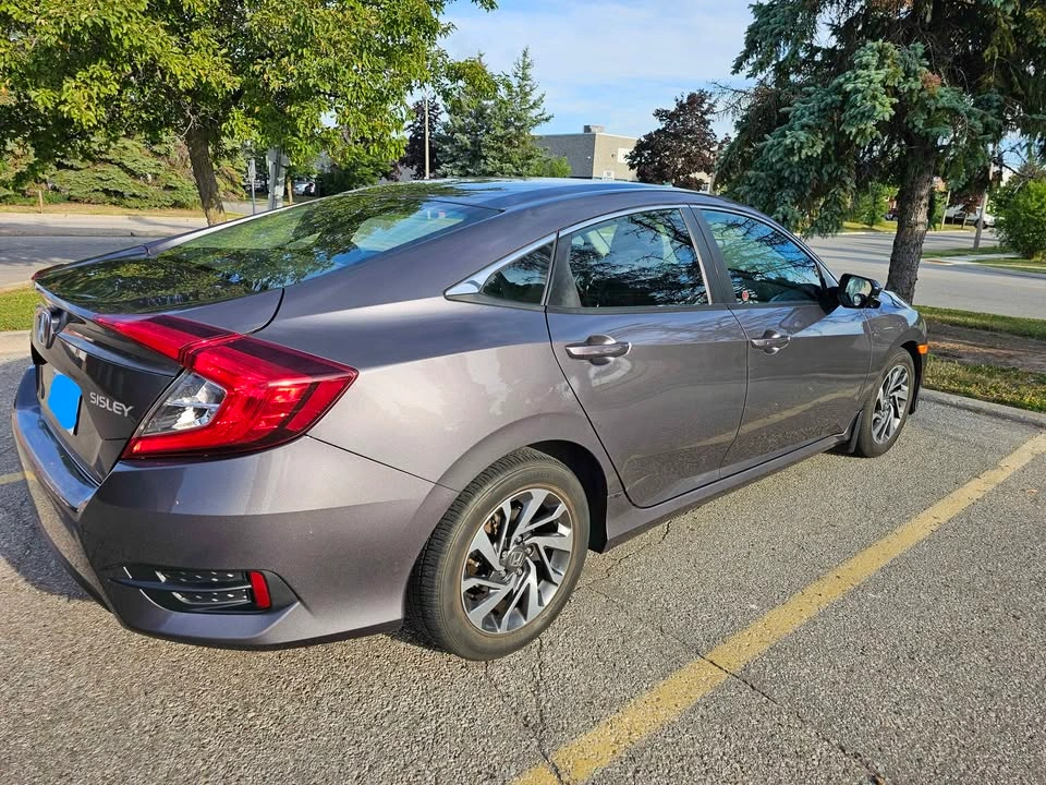 2018 Honda Civic Ex - photo 2