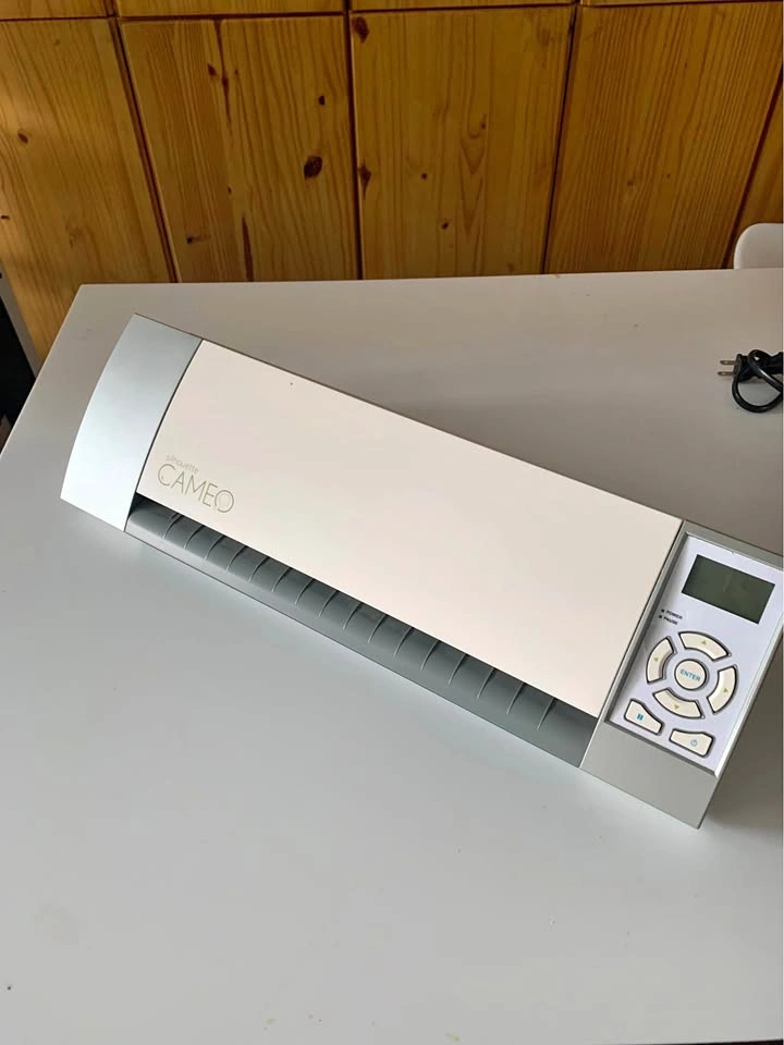 Silhouette Cameo 1 Electronic Cutting Machine