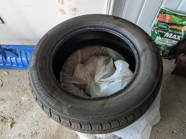 Bridgestone Turanza Tires P205/60R16 - Set of 4