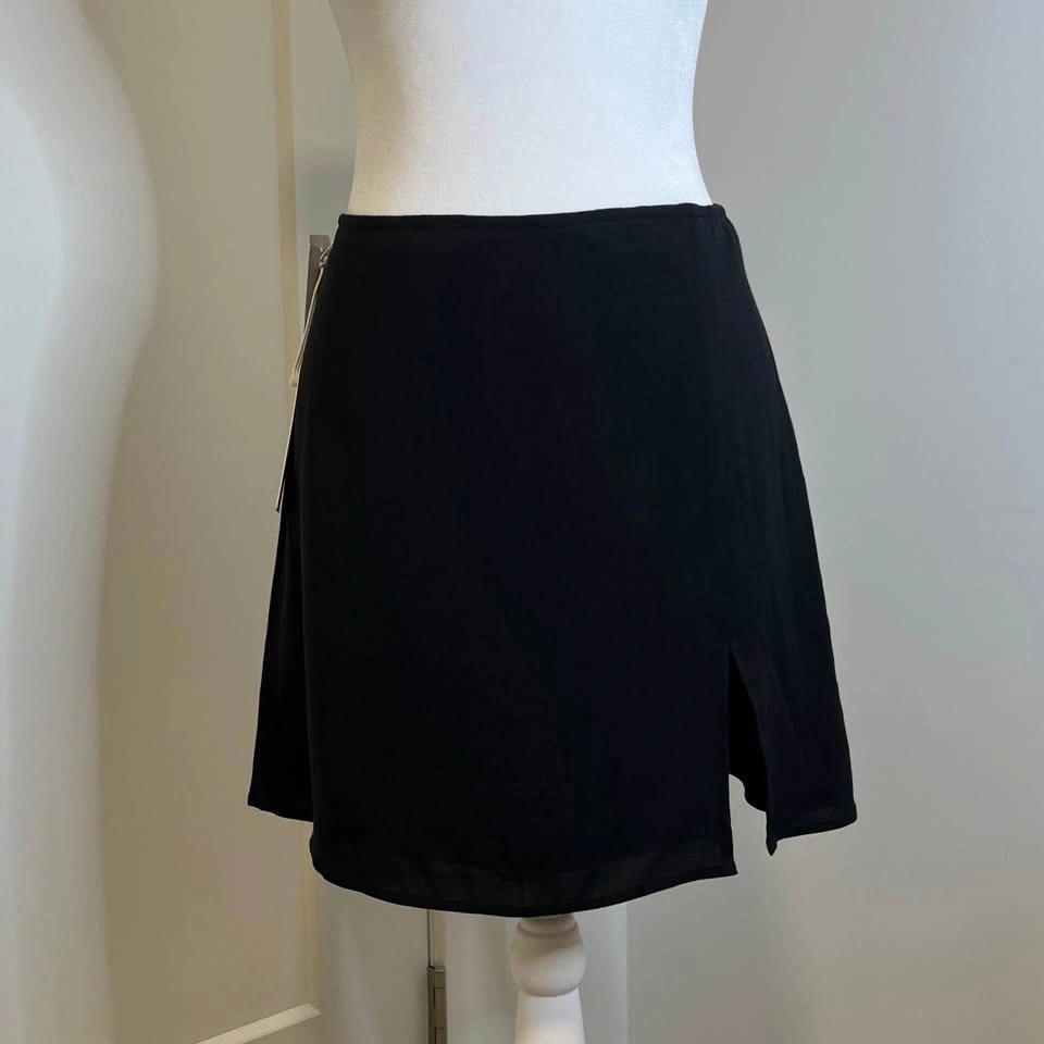 Aritzia SUNDAY BEST Black A-Line Skirt (NWT) - photo 2