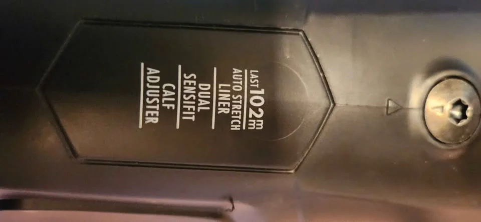 Salomon HV 90 Ski Boots - Size 11.5 Wide Foot image indicator(2)