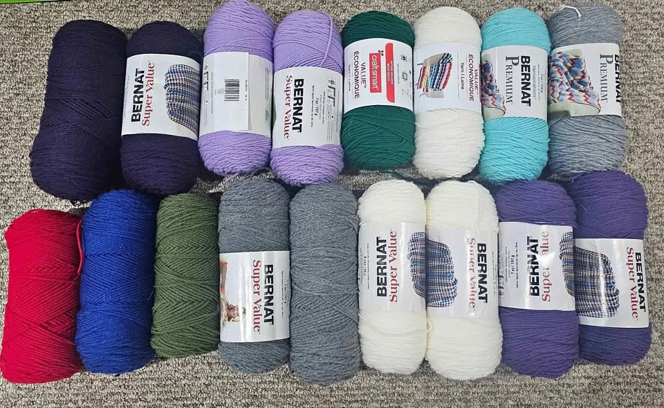 Big Yarn Lot