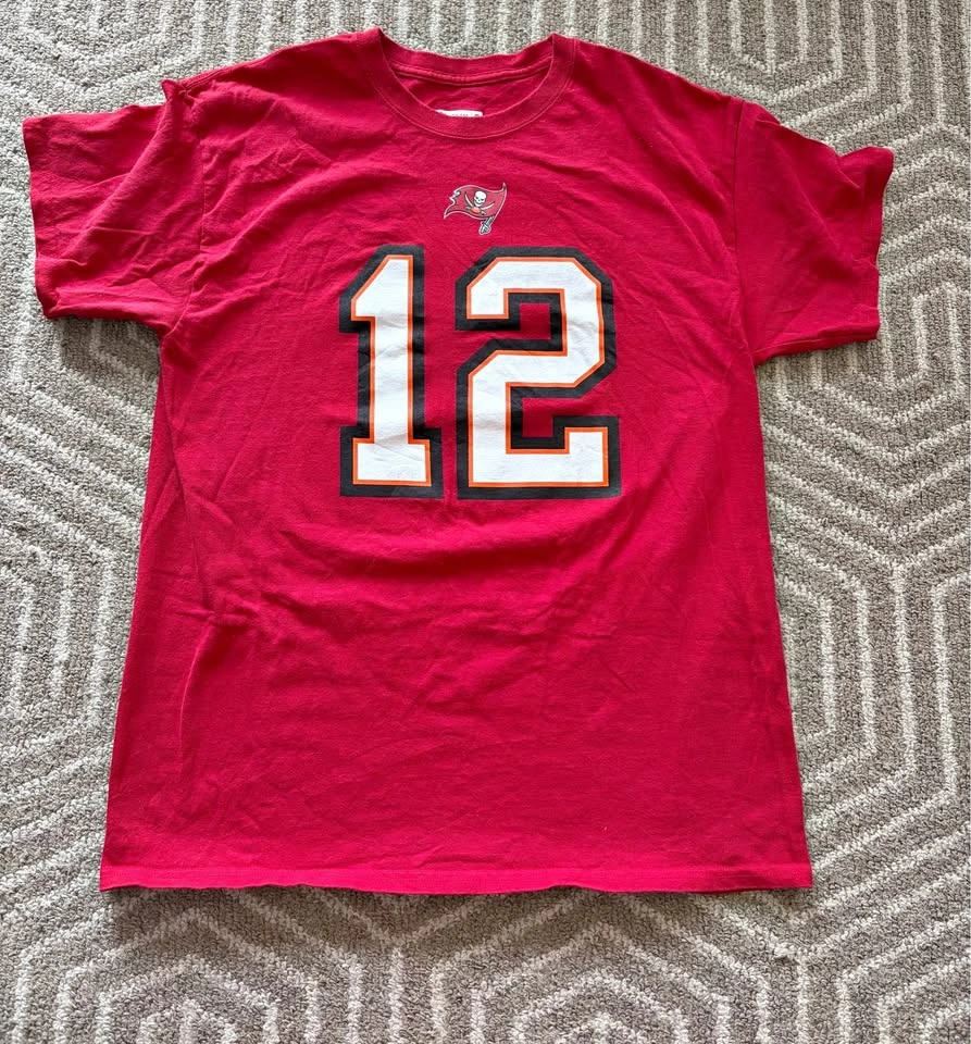 Tom Brady Buccaneers Shirt Large NFL Team Apparel #12