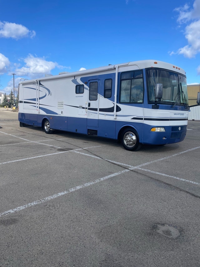 2003 Holiday Rambler Motorhome - photo 2