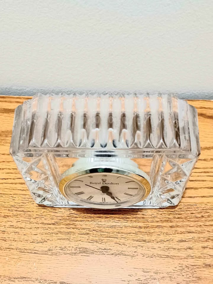 Vtg. Royal Doulton Crystal Clock - photo 2