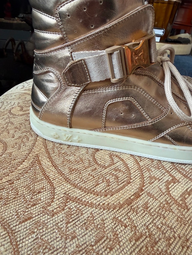 Louis Vuitton Sneakers - photo 4