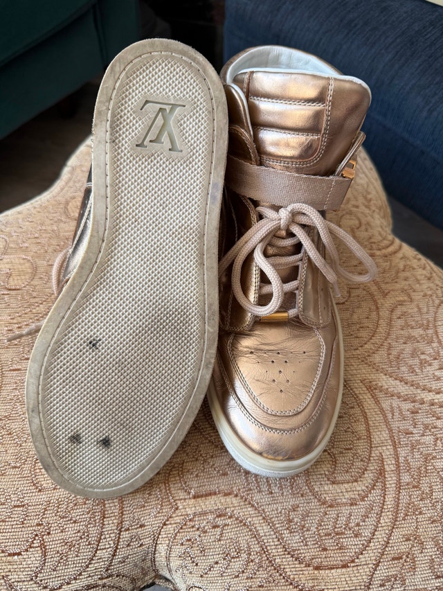Louis Vuitton Sneakers - photo 5