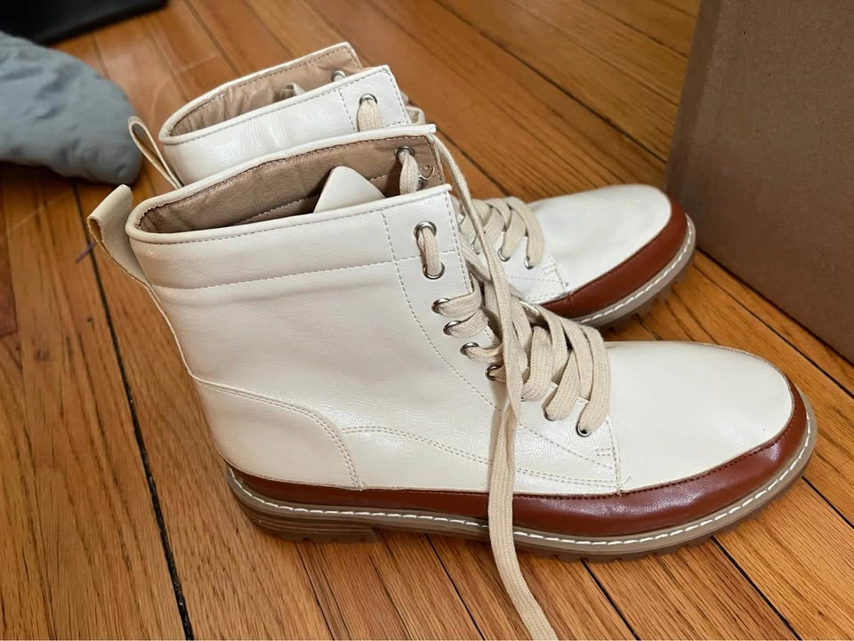 Cream and brown boots, never worn, size 8.5 - photo 2
