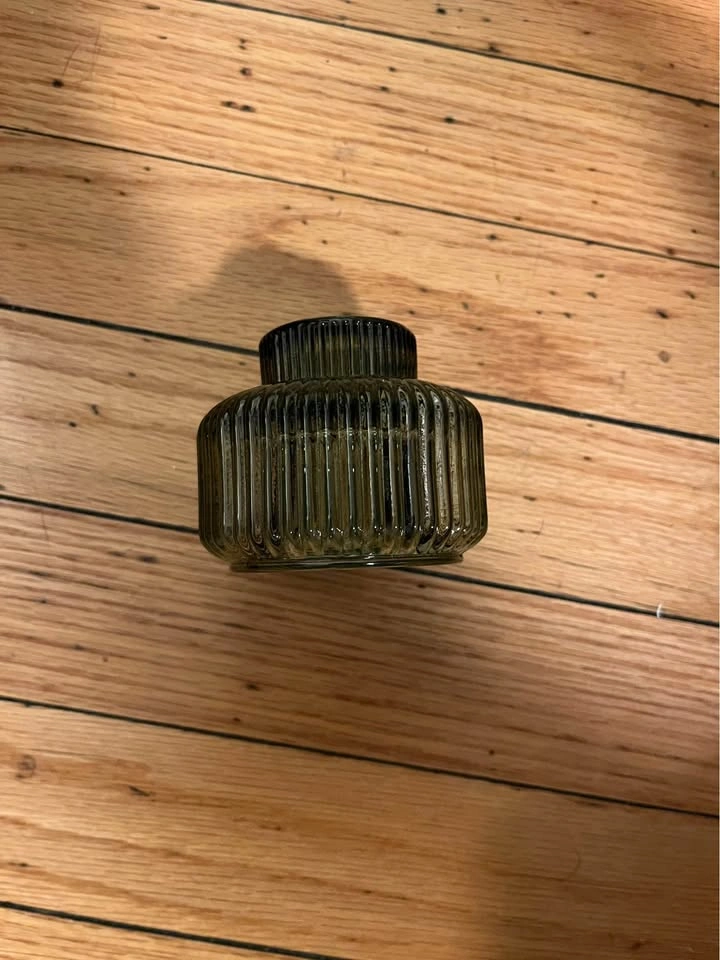6 Green Glass Candlestick Holders - photo 2