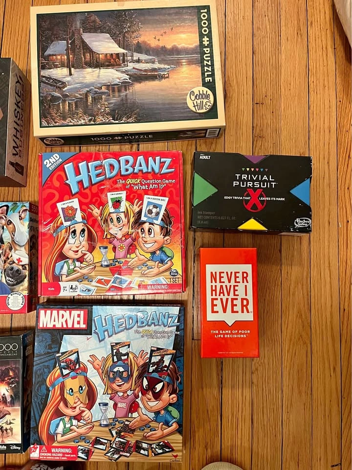 Assorted board games and puzzles