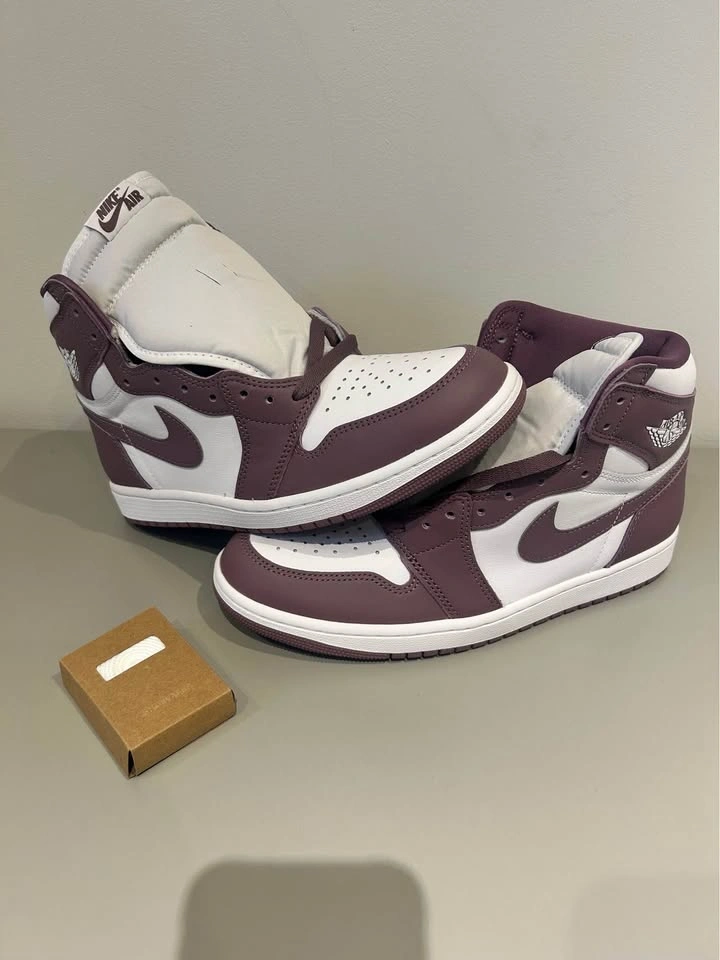 Air Jordan 1 Retro High OG Mauve - Size 10 - photo 3
