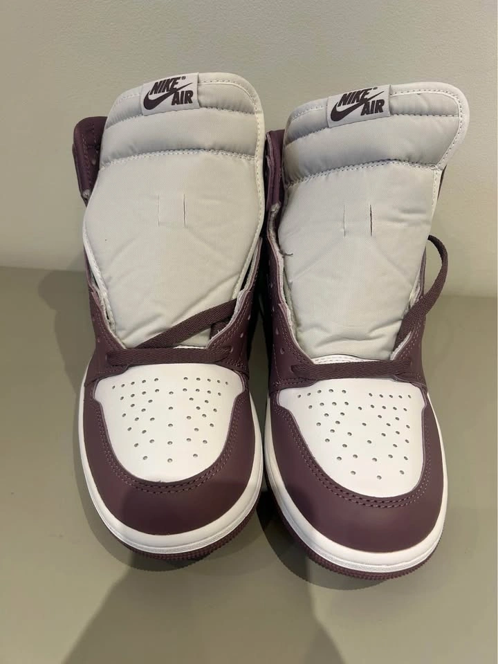 Air Jordan 1 Retro High OG Mauve - Size 10 - photo 5