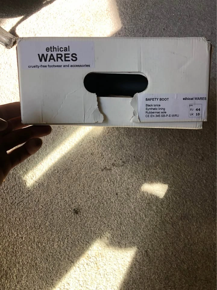 Work Boots size 10.5 - brand new - worn once🥕 - photo 2