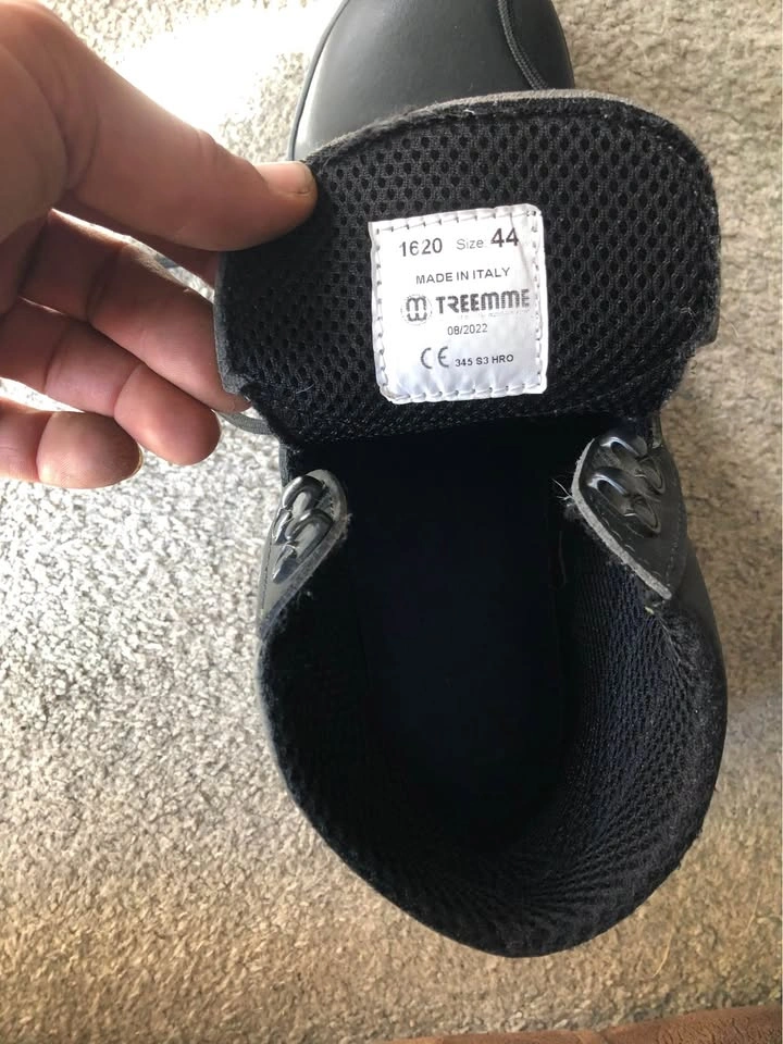 Work Boots size 10.5 - brand new - worn once🥕 - photo 4