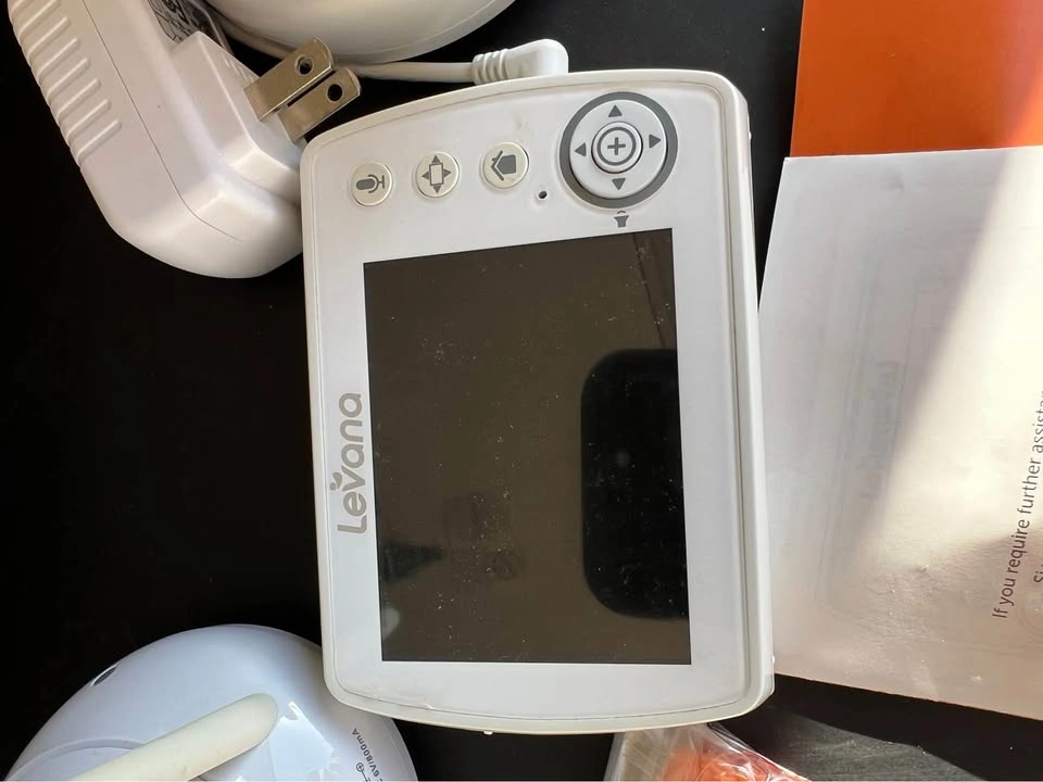 Levana Astra 3.5" PTZ Digital Baby Monitor w/ 2 Cameras & Interc - photo 4