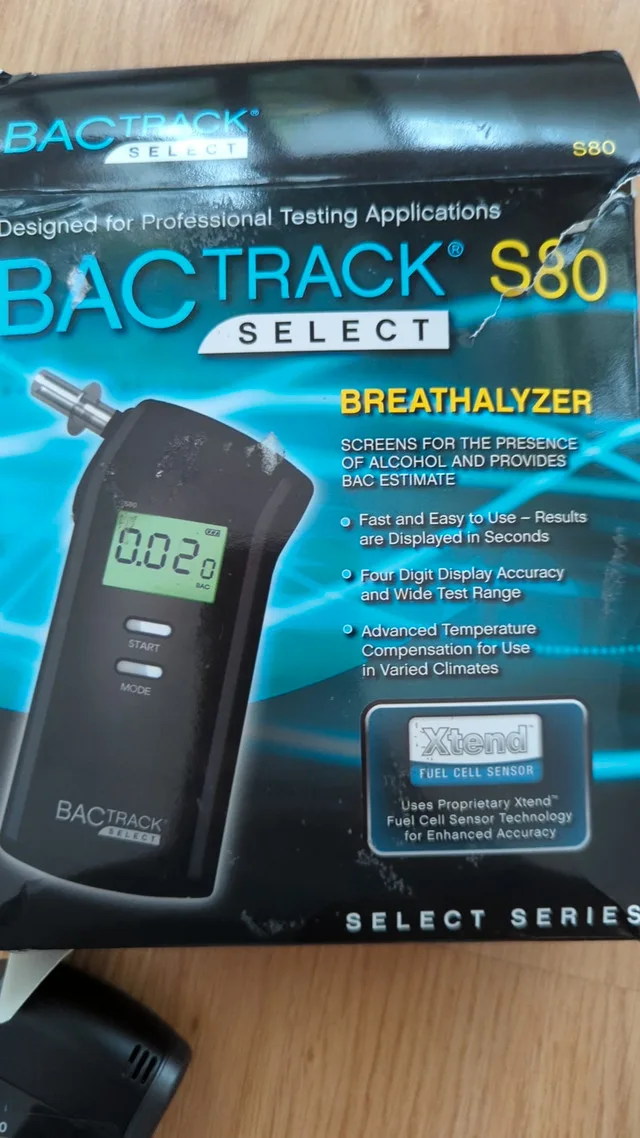BAC TRACK S80 Breathalyzer image indicator(6)