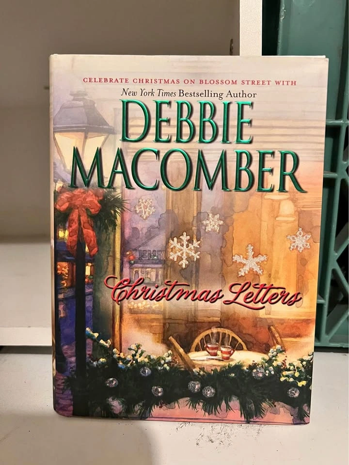 Debbie Macomber Christmas Letters Hard Cover Book