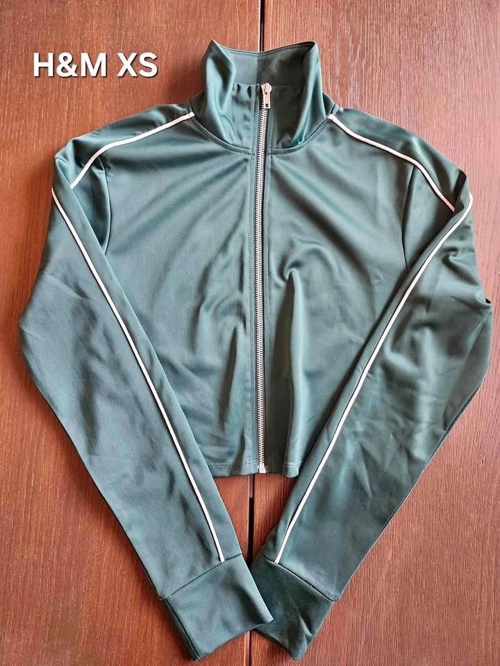 Womens Jacket - Size Small - READ AD