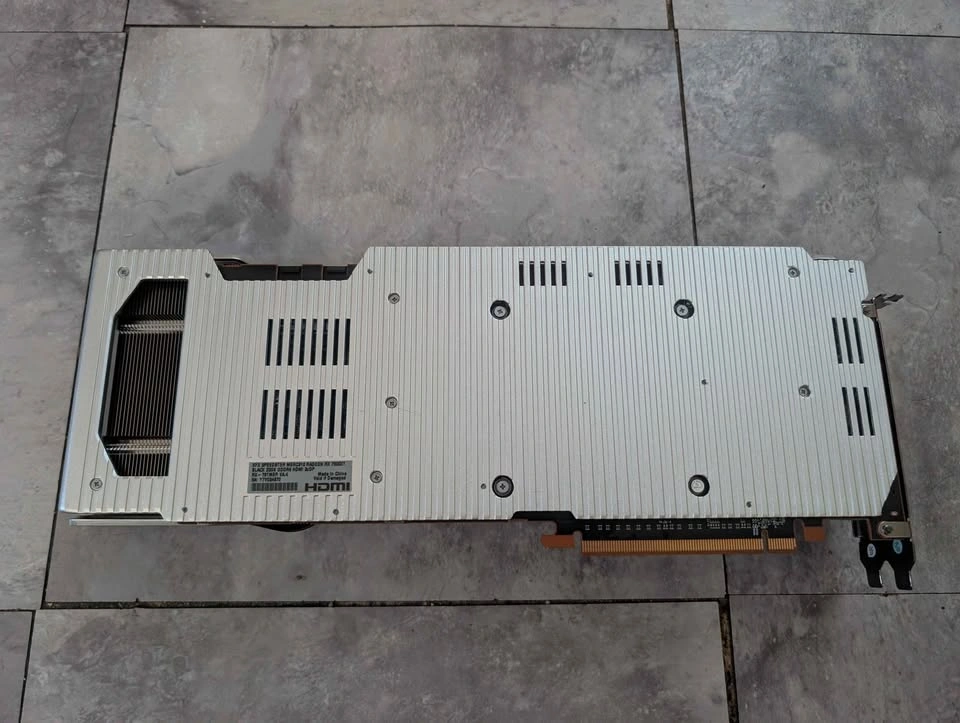 XFX RX 7900XT 20GB Graphics Card - photo 2