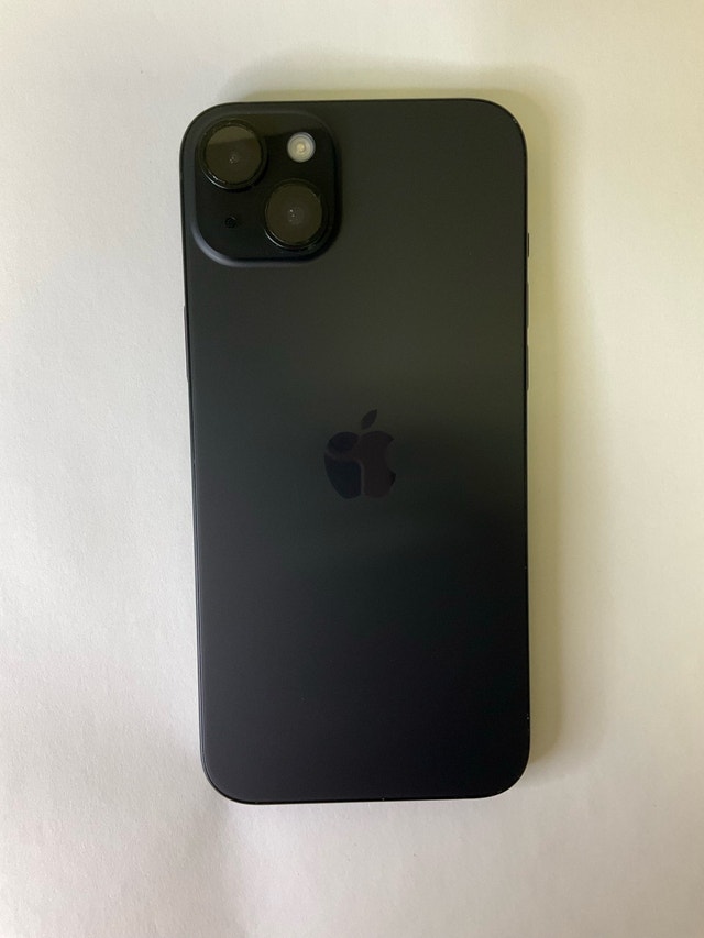 iPhone 15 Plus 128 GB, Like New, Unlocked - photo 3