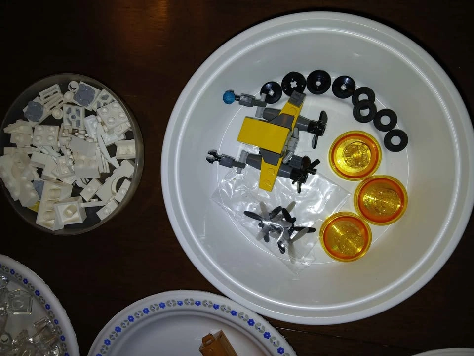 LEGO Dimensions Level Pack + 10 Characters & Accessories - photo 4
