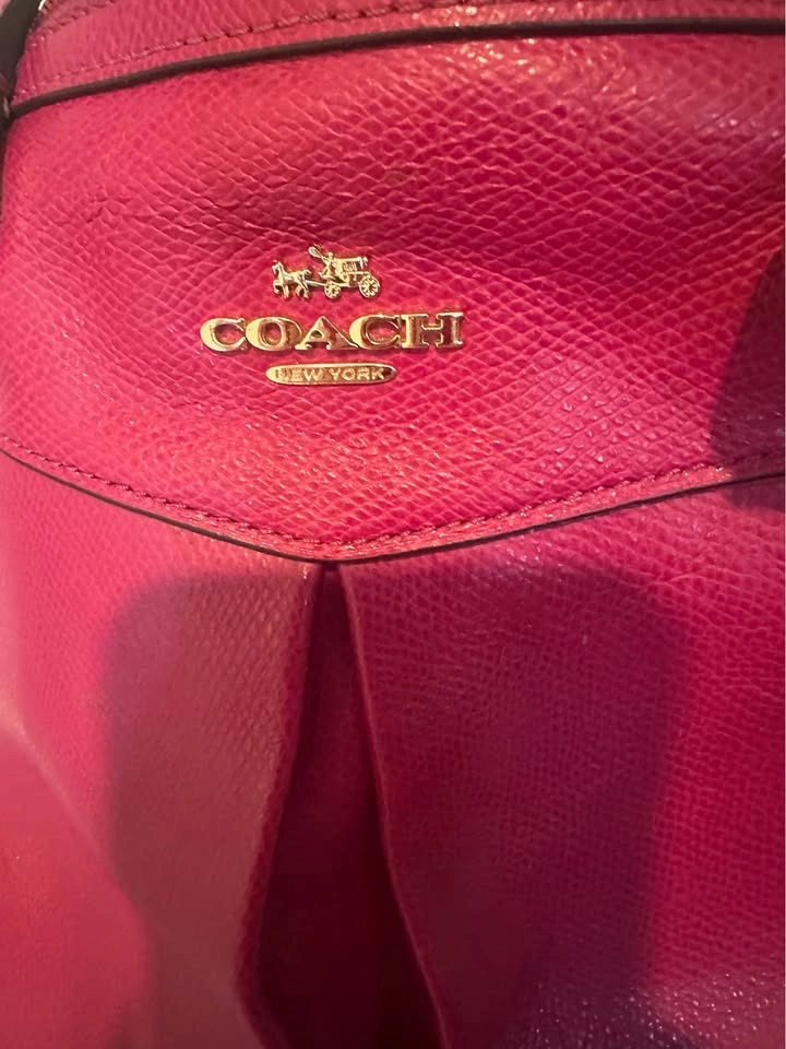 Coach Crossgrain Pleat Tote - Cranberry Leather - photo 3