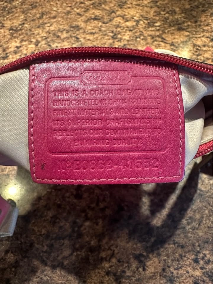 2008 Vintage Coach Leather Crossbody Bag - Raspberry - photo 2