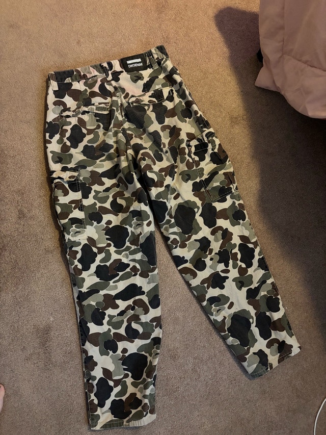 Unisex Size Medium Camo Cargo Pants - photo 2