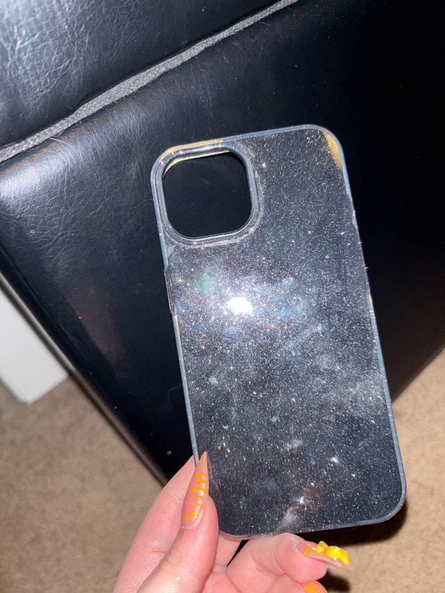 4 iPhone 15 Cases: Clear Magnetic, Floral, Sparkle - photo 2